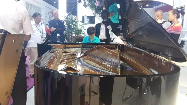 德國(guó)國(guó)寶博蘭斯勒鋼琴榮耀綻放上海國(guó)際樂(lè)器展！